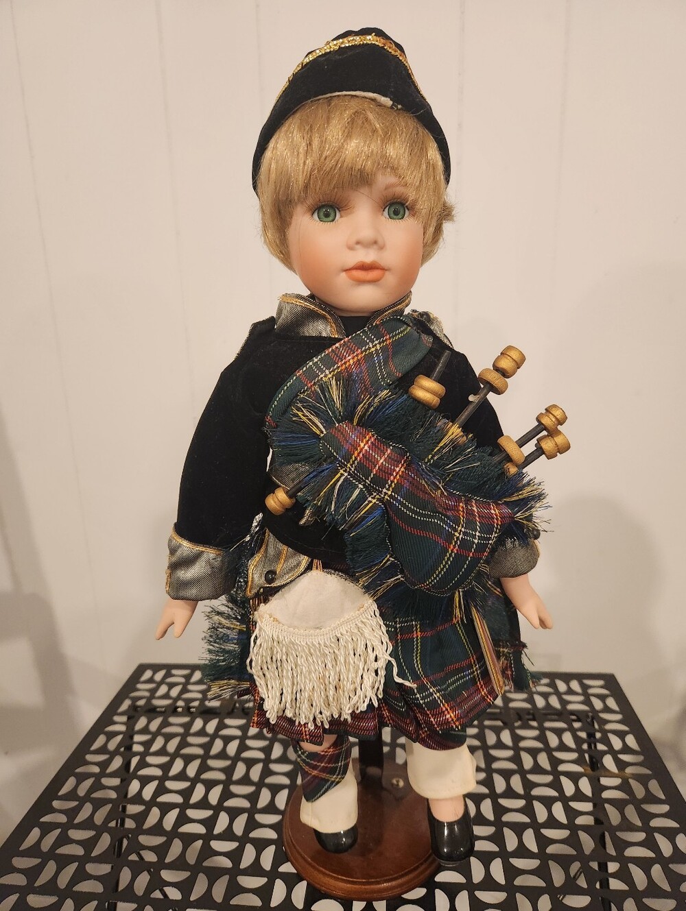 Green Plaid Scottish Bagpiper Doll in Traditional Attire
